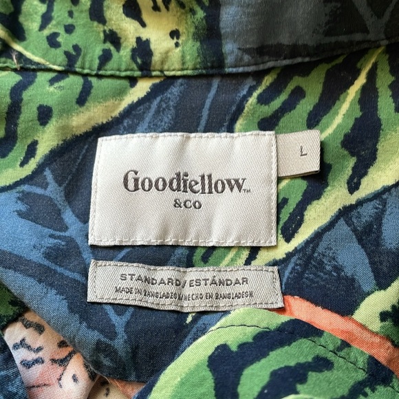 Goodiellow & Co Men’s Sz L Standard Casual Masculine Button Up Shirt - Picture 4 of 6